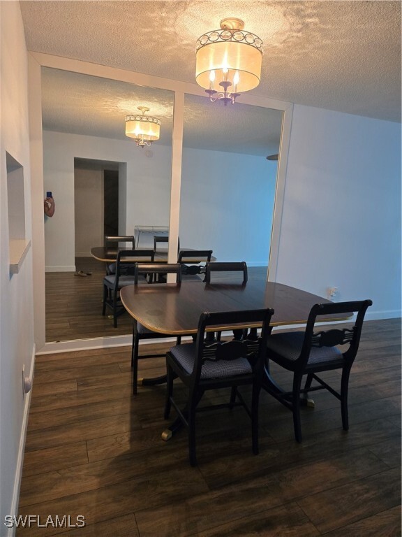 1580 Pine Valley Dr in Ft. Myers, FL - Building Photo - Building Photo