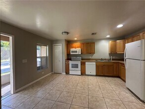 5203 29th St SW in Lehigh Acres, FL - Building Photo - Building Photo