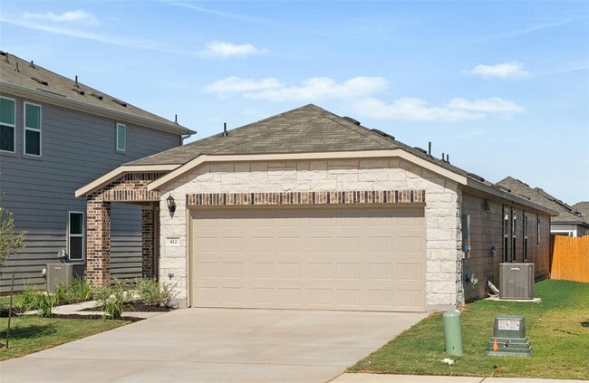 412 Breccia Trl in Liberty Hill, TX - Building Photo - Building Photo