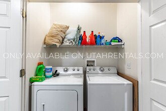 331 Belmont Pl in Provo, UT - Foto de edificio - Building Photo