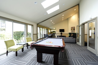 Bay Club Apartments in Des Moines, WA - Building Photo - Interior Photo