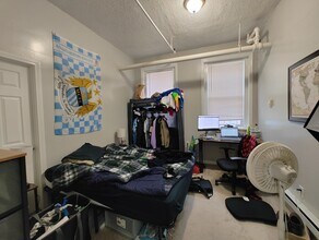 466 Park Dr, Unit B in Boston, MA - Building Photo - Building Photo