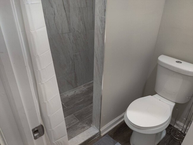 5535 Crowson St, Unit 2nd Fl - B3 - SRO in Philadelphia, PA - Building Photo - Building Photo