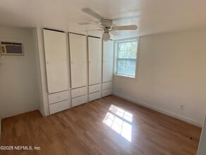 125 Compton St in Interlachen, FL - Building Photo - Building Photo