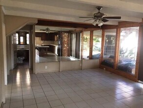 106 N Harvard Ave in Lindsay, CA - Building Photo - Building Photo