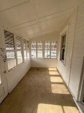 401 Lafayette Ave, Unit Apartment 1 in Trenton, NJ - Foto de edificio - Building Photo