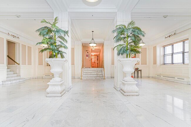 2600 KENNEDY Blvd in Jersey City, NJ - Building Photo - Building Photo