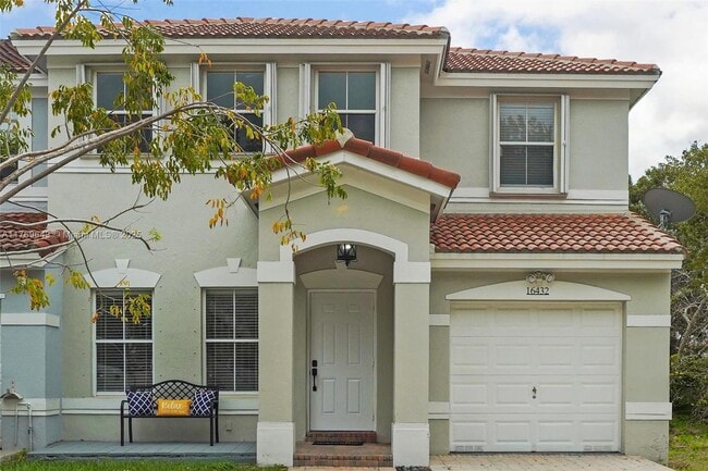 16432 SW 47th Ter in Miami, FL - Building Photo - Building Photo