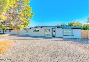 1017 E Bethany Home Rd in Phoenix, AZ - Building Photo - Building Photo