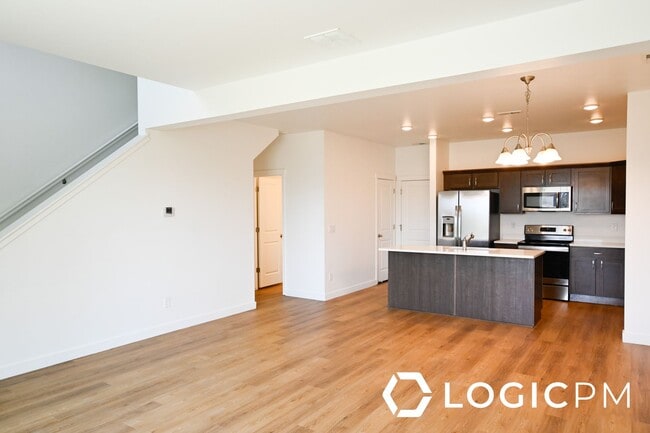 11634 Frost View Ln in Draper, UT - Building Photo - Building Photo