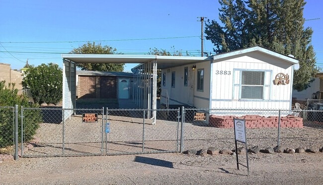 3883 Lum Ave in Kingman, AZ - Building Photo - Building Photo