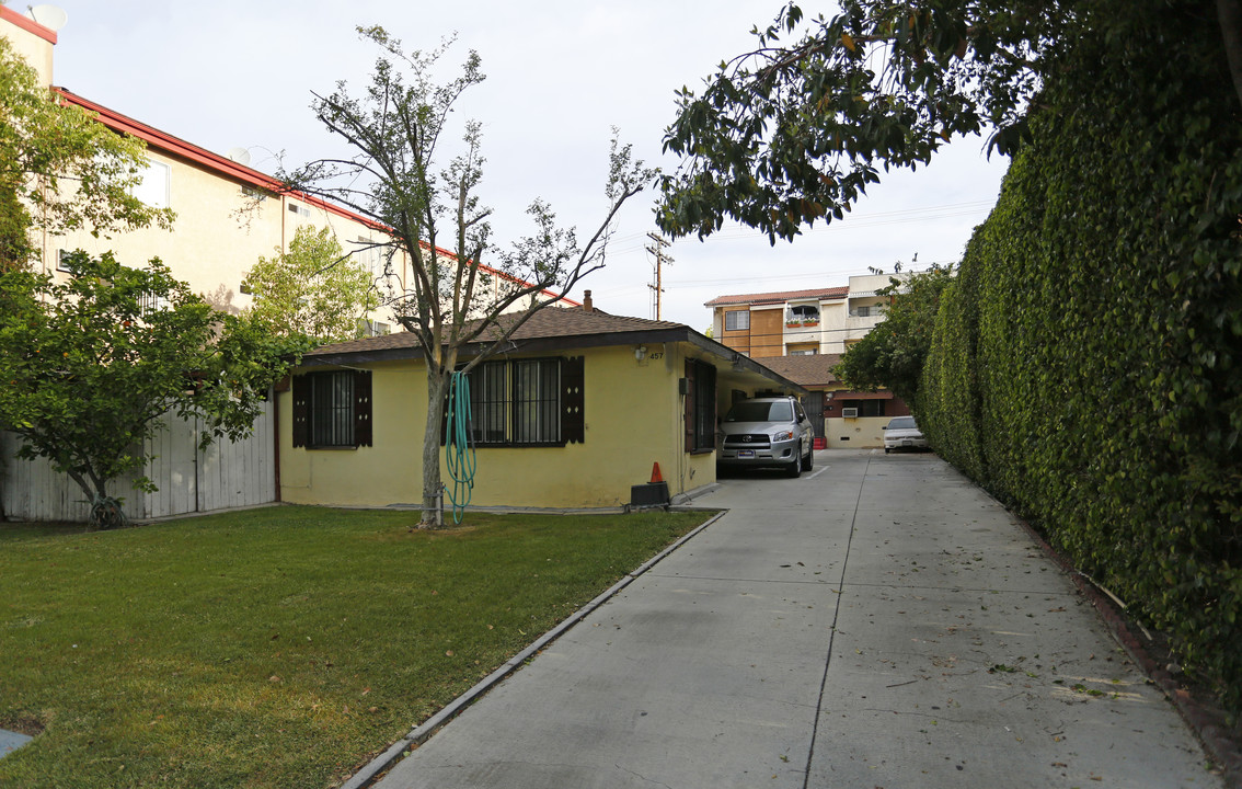 457 W California Ave in Glendale, CA - Building Photo