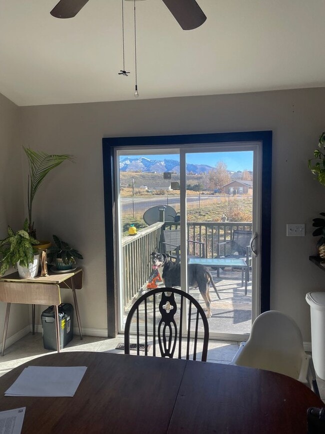 248 Oakshire Dr in Spring Creek, NV - Building Photo - Building Photo