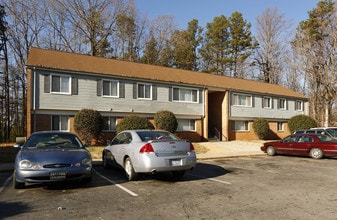 Brookwood Apartments in Roxboro, NC - Building Photo - Building Photo