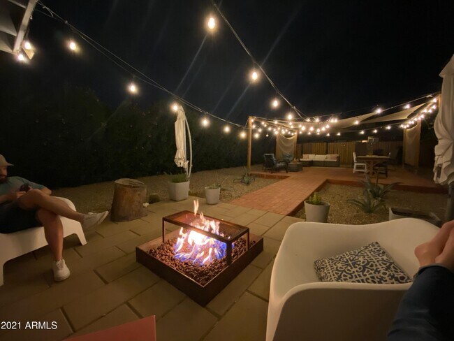 1517 E Roosevelt St in Phoenix, AZ - Foto de edificio - Building Photo