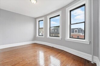 134 Clifton Pl in Jersey City, NJ - Building Photo - Building Photo
