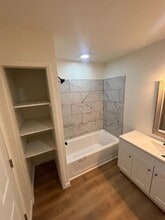 909 E 1st St in Mountain Home, AR - Building Photo - Building Photo