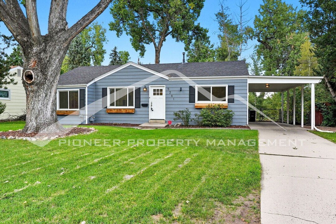 5261 E Eastman Ave in Denver, CO - Building Photo