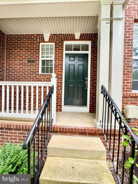 120 Tall Grass Ln in La Plata, MD - Building Photo - Building Photo