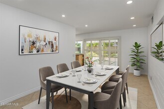2205 Summerpark Ct in Thousand Oaks, CA - Building Photo - Building Photo