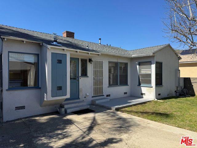 2411 22nd St in Santa Monica, CA - Building Photo
