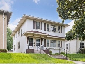 4215-4215 Cedar Ave S in Minneapolis, MN - Building Photo - Building Photo