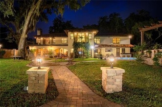 12103 Brightwater Blvd in Tampa, FL - Building Photo - Building Photo