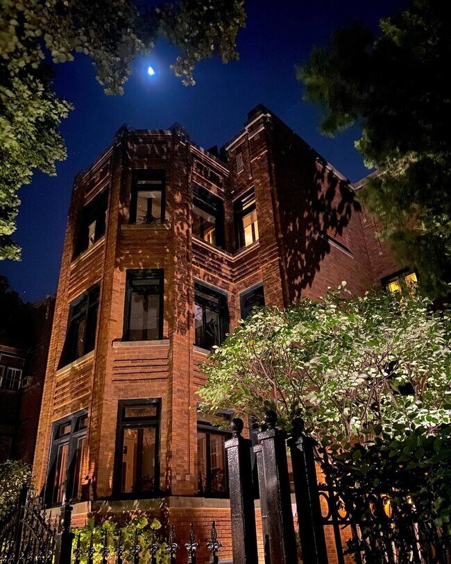 931 W Winona St-Unit -1 in Chicago, IL - Building Photo - Building Photo