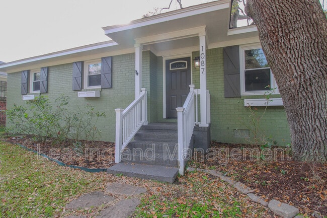 1087 Bexley St in North Charleston, SC - Building Photo - Building Photo
