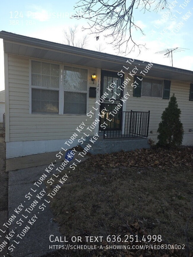 124 Perthshire Rd in St. Louis, MO - Building Photo - Building Photo