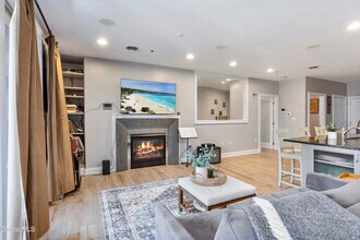70 Railroad Pl in Saratoga Springs, NY - Building Photo - Building Photo