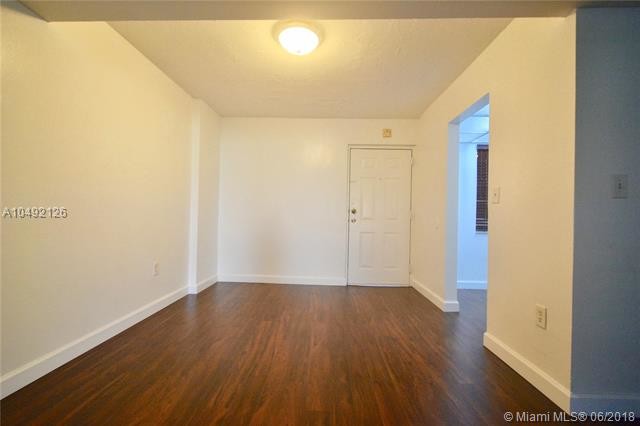 9440 Fontainebleau Blvd-Unit -204 in Miami, FL - Building Photo - Building Photo