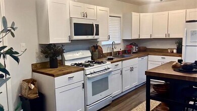 3109 Plantation Rd in Austin, TX - Building Photo - Building Photo