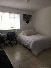 3870 San Simeon Cir-Unit -0 in Weston, FL - Building Photo - Building Photo