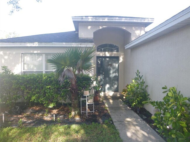 584 Sea Holly Dr in Brooksville, FL - Building Photo - Building Photo