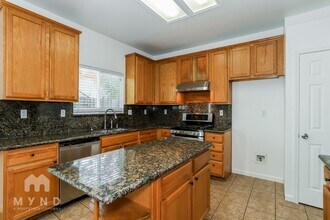 3654 Innovator Dr in Sacramento, CA - Foto de edificio - Building Photo