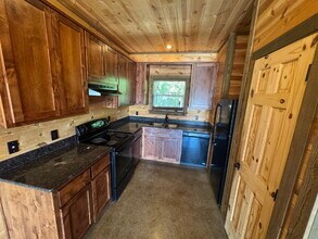 305 Rocking M Rd in Kyle, TX - Building Photo - Building Photo