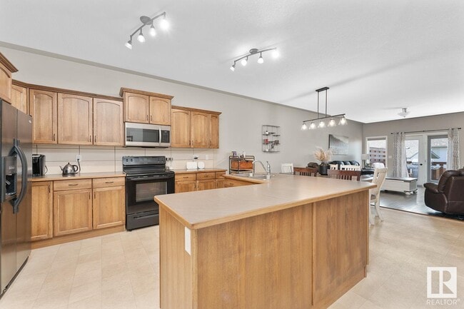 4408-4438 38 St in Bonnyville, AB - Building Photo - Building Photo
