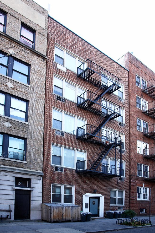 87 Hicks St in Brooklyn, NY - Building Photo - Building Photo