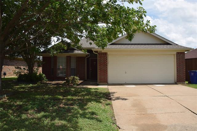 620 Joy Ln in Mansfield, TX - Building Photo