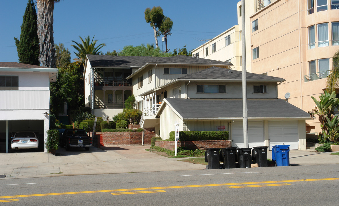 2115-2119 S Beverly Glen Blvd in Los Angeles, CA - Building Photo