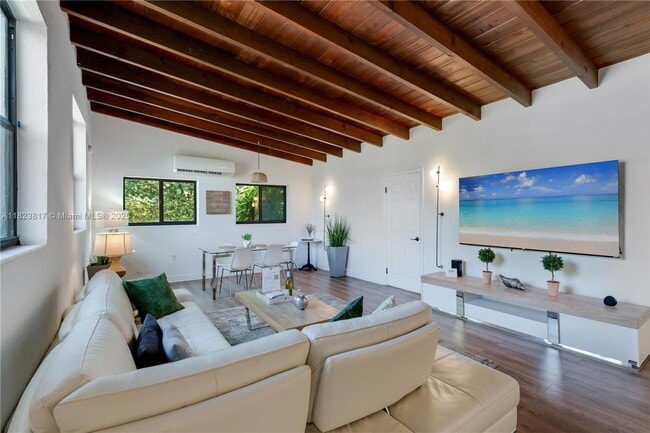 11534 NE 13th Ave in Miami, FL - Building Photo - Building Photo