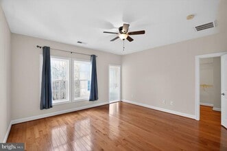 333 Caldwell Terrace SE in Leesburg, VA - Building Photo - Building Photo