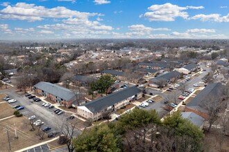 4110-4116 Arborwood in Lindenwold, NJ - Building Photo - Building Photo