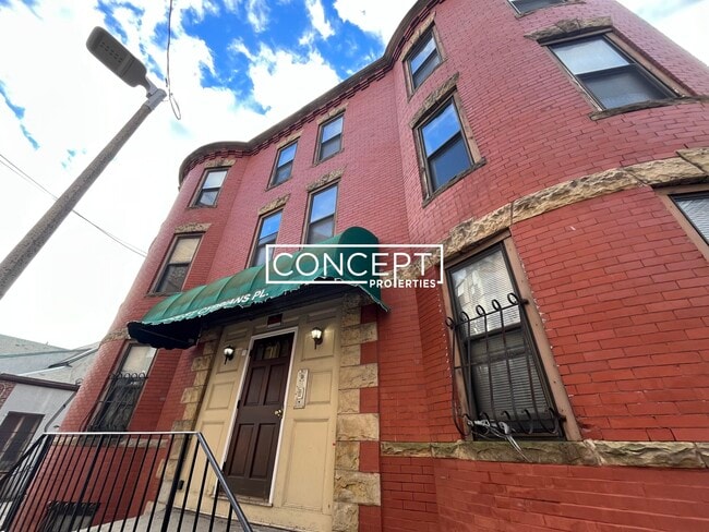 24 St Cyprians Pl, Unit 2R in Boston, MA - Building Photo - Building Photo