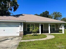 5335 Broad St in Milton, FL - Building Photo