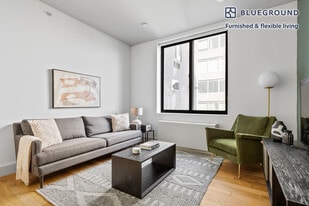 101 E 10th St in New York, NY - Building Photo