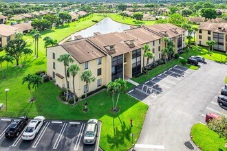811 Sky Pine Way in Greenacres, FL - Building Photo - Building Photo