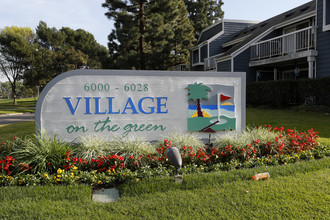 Village on the Green in Long Beach, CA - Building Photo - Building Photo