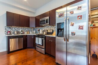 830 S 4th St in Philadelphia, PA - Building Photo - Building Photo